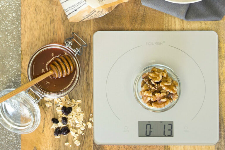 image of digital scale for analog vs digital scale comparison